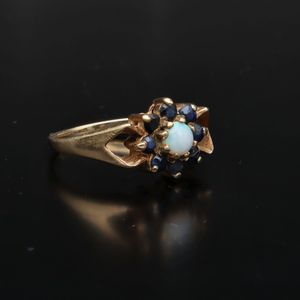 9ct Gold Sapphire and Opal Cluster Ring