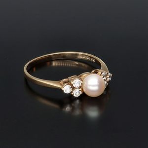 9ct Gold Cultured Pearl + White Stone Ring