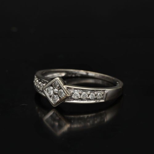 Art Deco Style 9ct White Gold Diamond Ring image-3