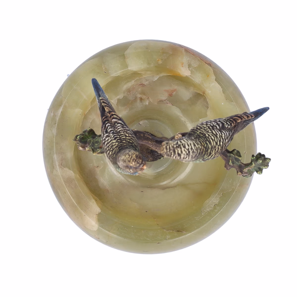 Parakeet Onyx Dish