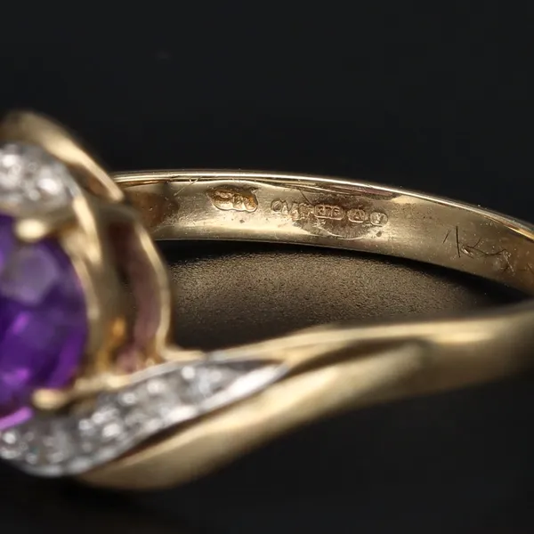 9ct Yellow Gold Amethyst & Diamond Ring