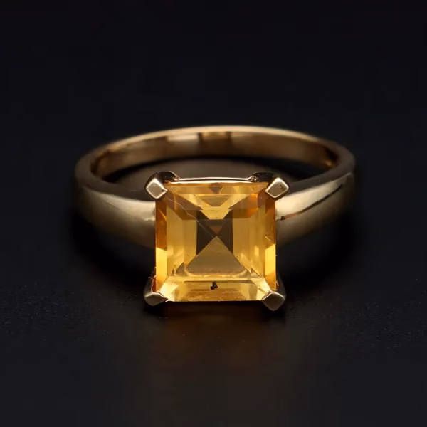 Gold 2ct Citrine Ring