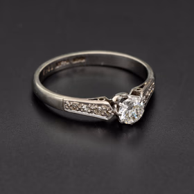 Antique 18ct Gold Platinum Diamond Ring