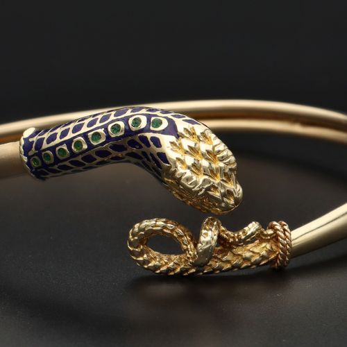 14ct Gold Snake Bangle image-5