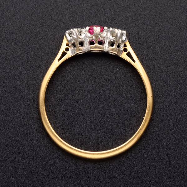Stamped 18ct Gold Platinum Ruby Diamond Ring
