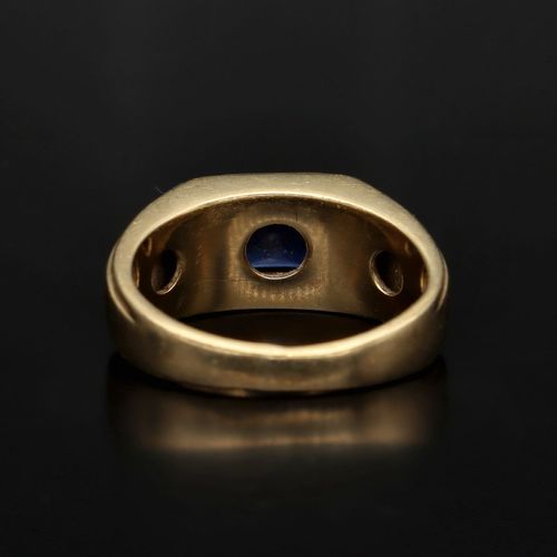 Art Deco 9ct Gold Sapphire and Diamond Ring image-4