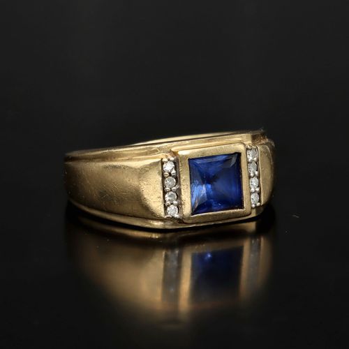Art Deco 9ct Gold Sapphire and Diamond Ring image-1
