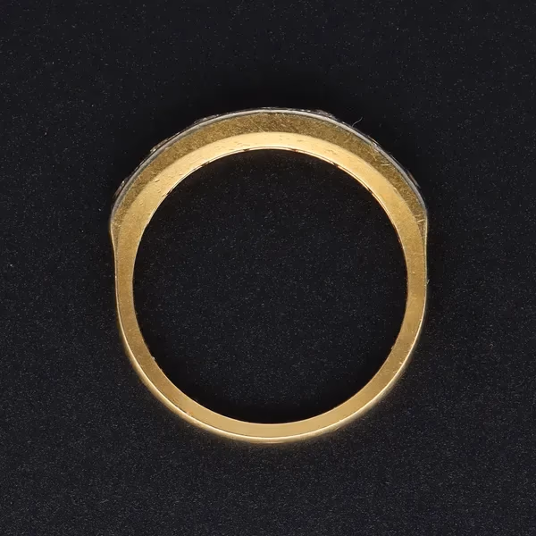 18ct Gold Brilliant-Cut Diamond Ring