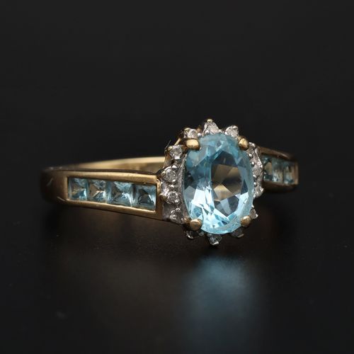 9ct Gold Diamond and Topaz Ring image-1