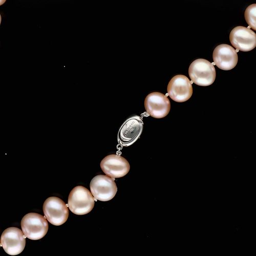 Large Pink Cultured Pearl Necklace image-6