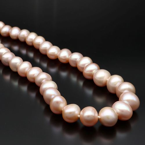 Large Pink Cultured Pearl Necklace image-2