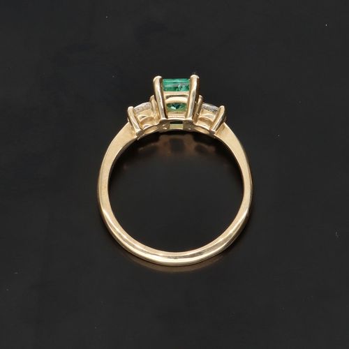 9K Gold Old Cut Diamond & Emerald Ring image-6