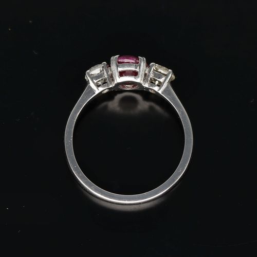 18k Ruby and Diamond Ring image-6