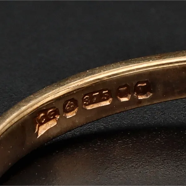 9ct Gold Brilliant Cut Diamond Ring