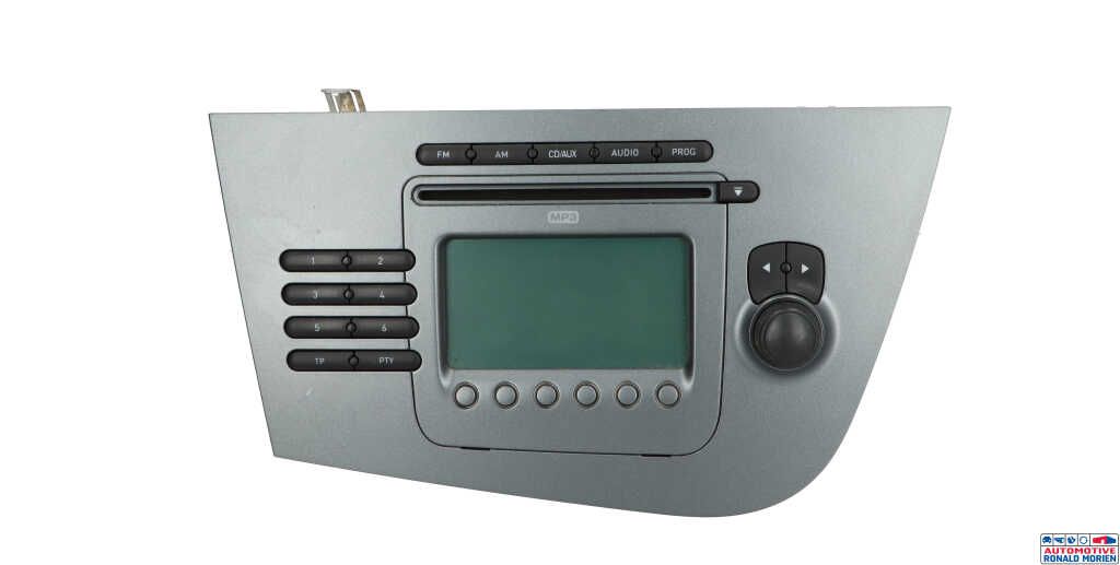 Używane Radioodtwarzacz CD Seat Leon (1P1) 1.6 Cena € 35,00 Procedura marży oferowane przez Automaterialen Ronald Morien B.V.