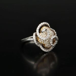 18ct Gold & 1.31ct Diamond Cluster Ring