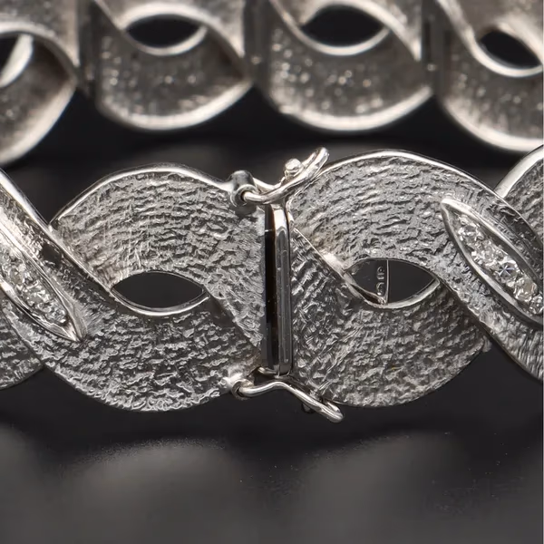 18ct White Gold & Diamonds Bracelet