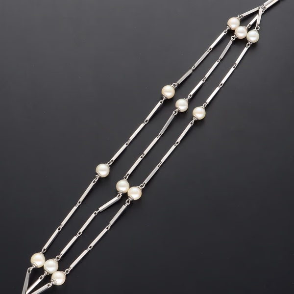 Italian 18ct White Gold and Pearl Articulated Bracelet