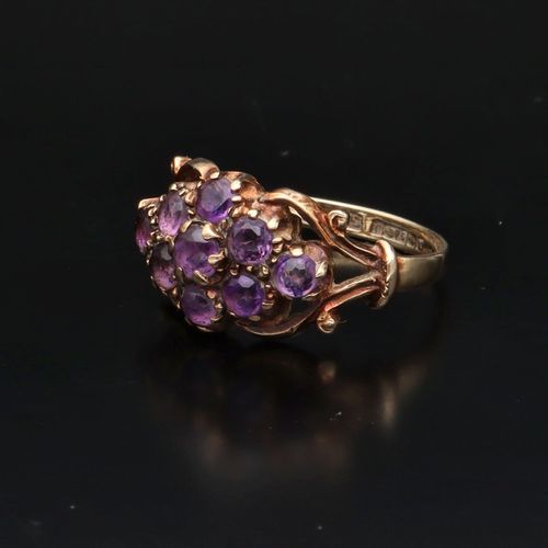 9ct Gold and Amethyst Cluster Ring image-3