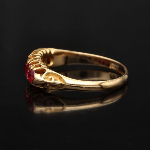 18ct Gold Ruby Ring image-3