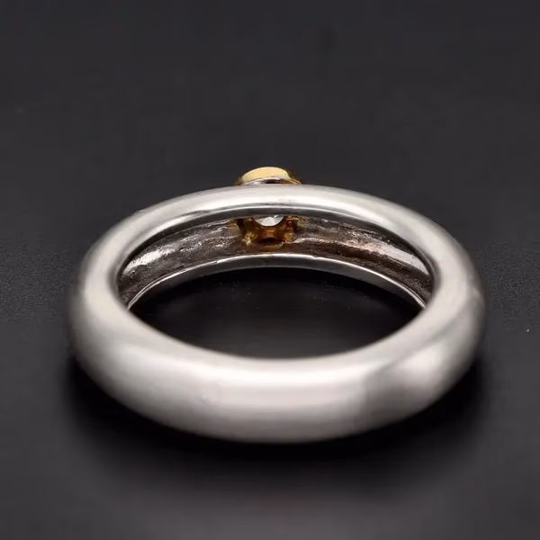 18ct Gold Diamond Millennium Ring.