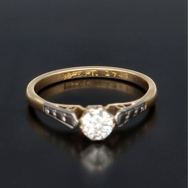 18K Gold 30PTS Diamond Solitaire Ring