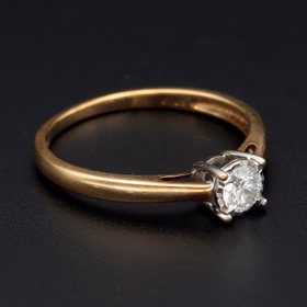 Gold 0.25ct Brilliant-Cut Diamond Ring