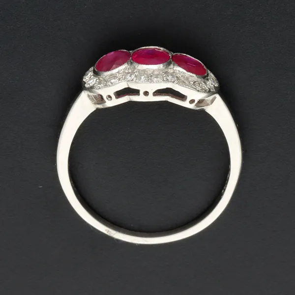 Platinum 1.55ct Ruby & 0.35ct Diamond Ring