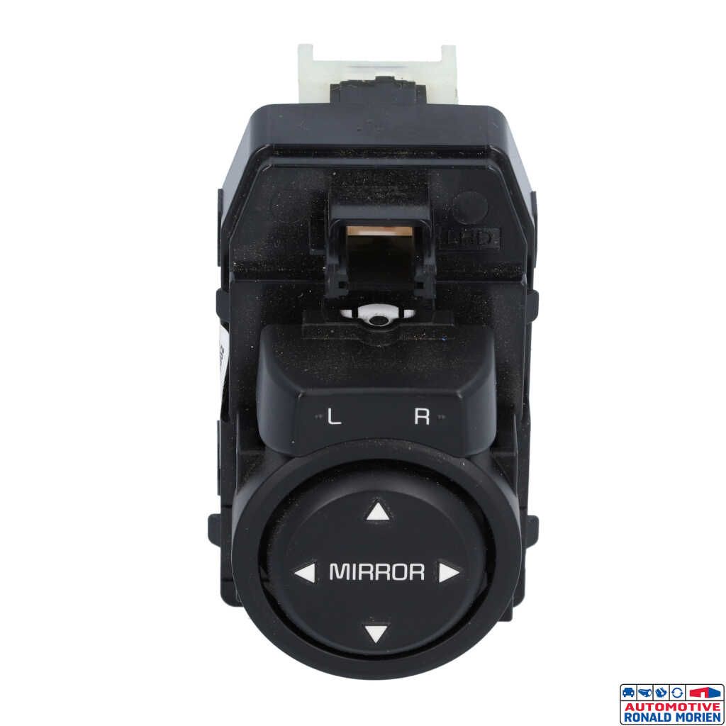 Used Mirror switch Kia Picanto (JA) 1.0 DPi 12V Price € 19,00 Margin scheme offered by Automaterialen Ronald Morien B.V.