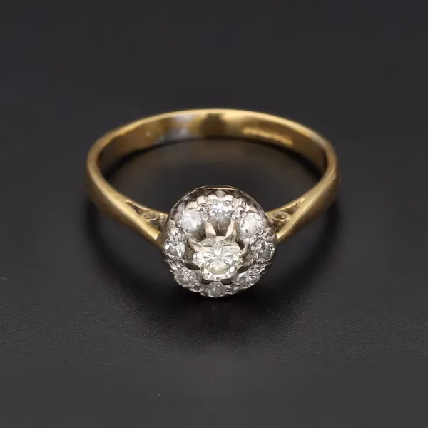 18ct Yellow Gold Diamond Cluster Ring
