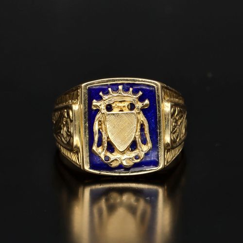 Vintage 14 and 18ct Gold and Enamel Crest Ring image-2