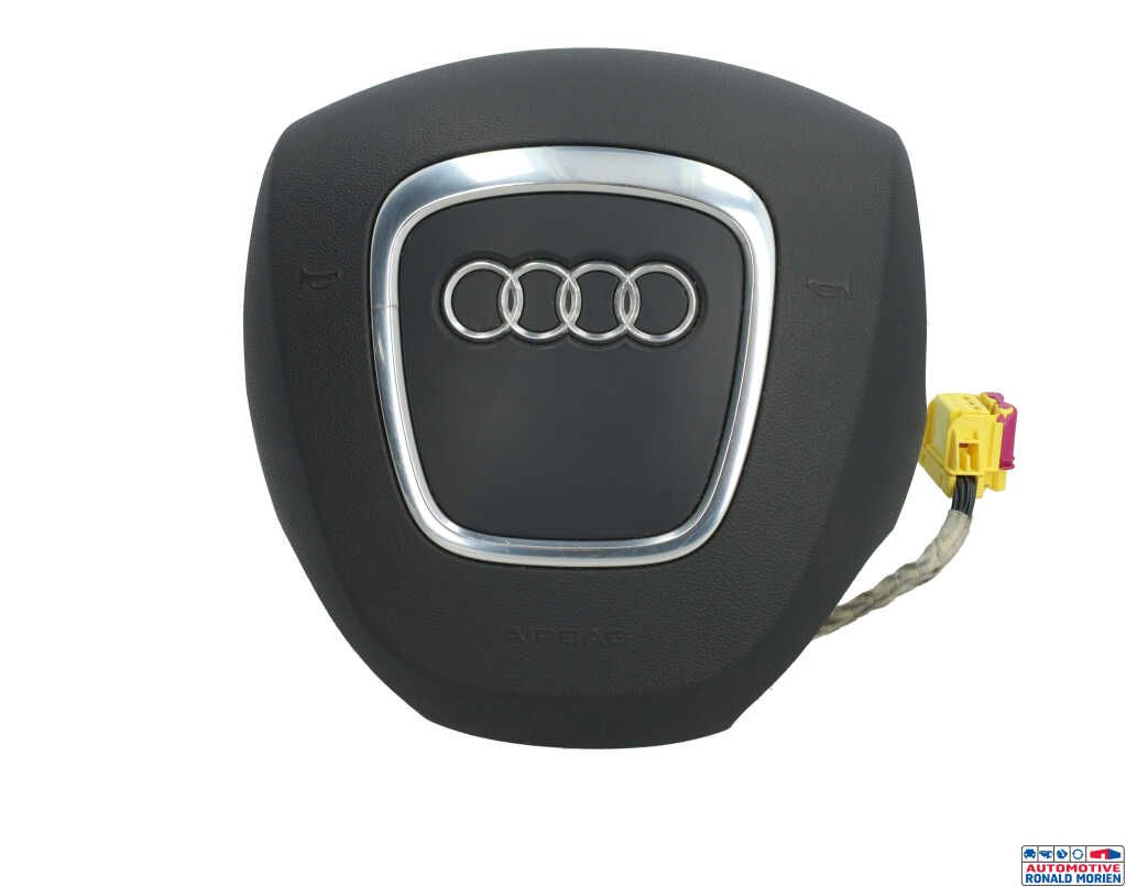 Gebruikte Airbag links (Stuur) Audi A8 (D3) 3.0 TDI V6 24V Quattro Prijs € 149,00 Margeregeling aangeboden door Automaterialen Ronald Morien B.V.