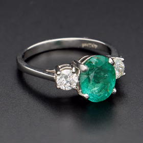 Platinum Emerald Diamond Ring
