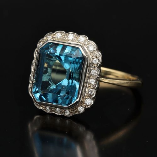 18ct Gold Blue Topaz Diamonds image-3