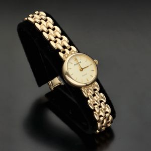Vintage 9ct Gold Accurist Ladies Watch