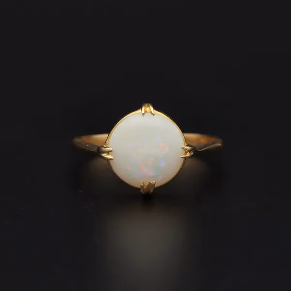 18ct Gold Opal Ring
