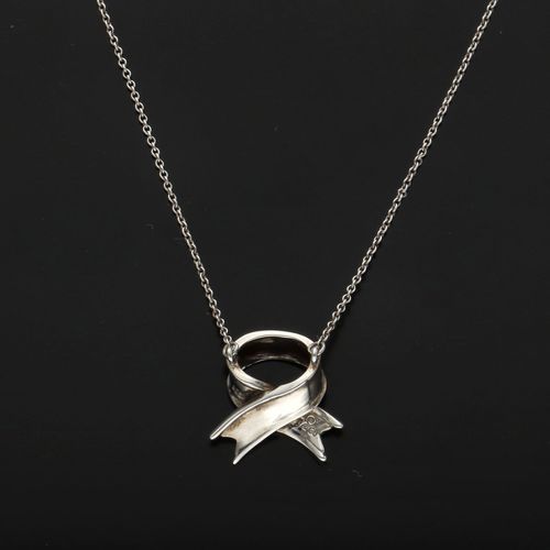 Tiffany and Co Silver Ribbon Pendant Necklace image-1