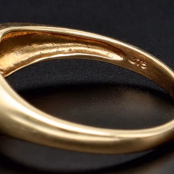Gold Sapphire Diamond Ring
