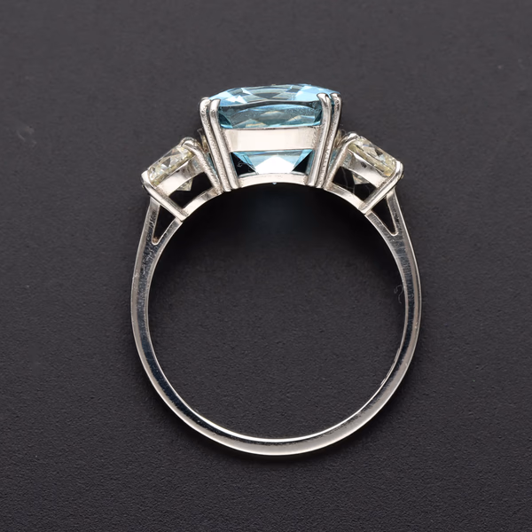 Platinum Diamond & Aquamarine Ladies Ring