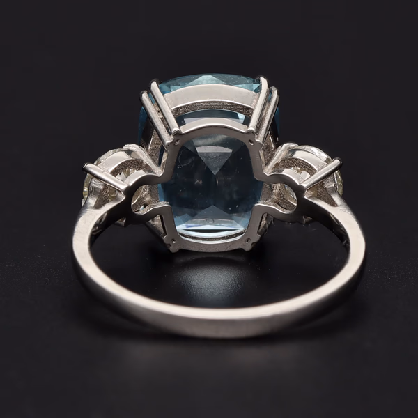Platinum Diamond & Aquamarine Ladies Ring