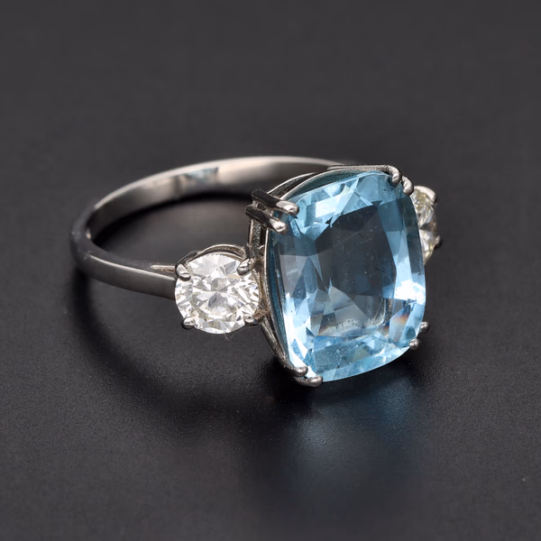 Platinum Diamond & Aquamarine Ladies Ring