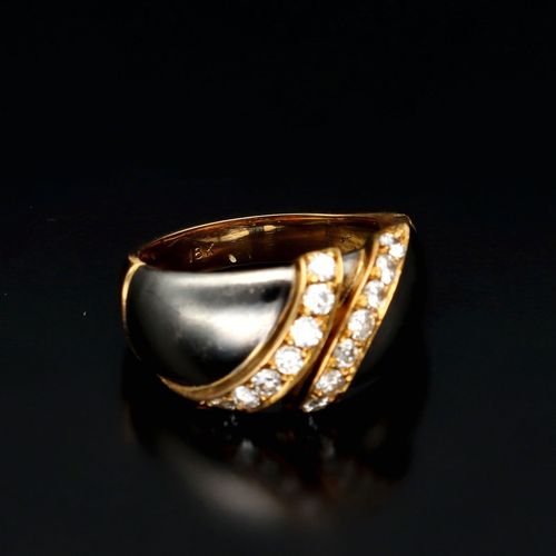 18ct Bi-colour Gold Brilliant cut Diamond Ring image-5