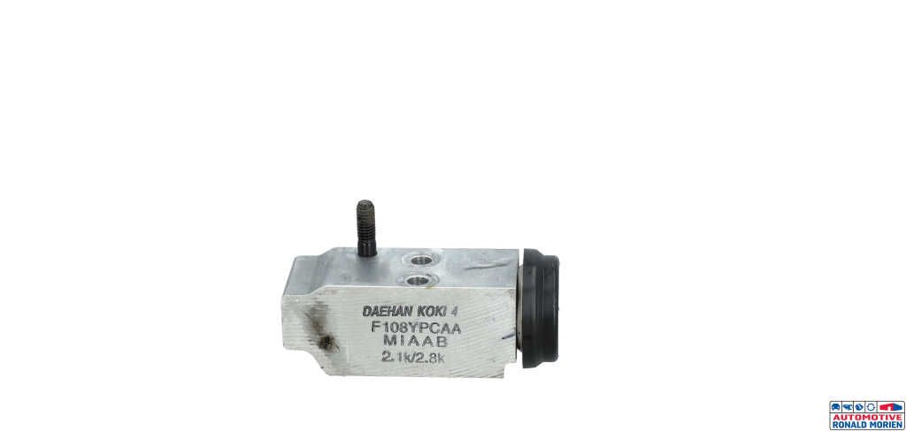 Usados Válvula de expansión aire acondicionado Kia Picanto (JA) 1.0 12V Precio € 9,99 IVA incluido ofrecido por Automaterialen Ronald Morien B.V.
