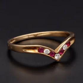 Very Large Ruby Diamond Ring
