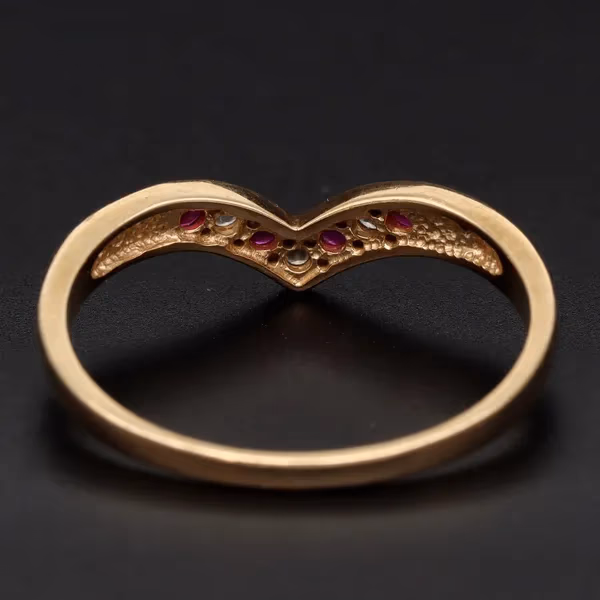 Very Large Ruby Diamond Ring