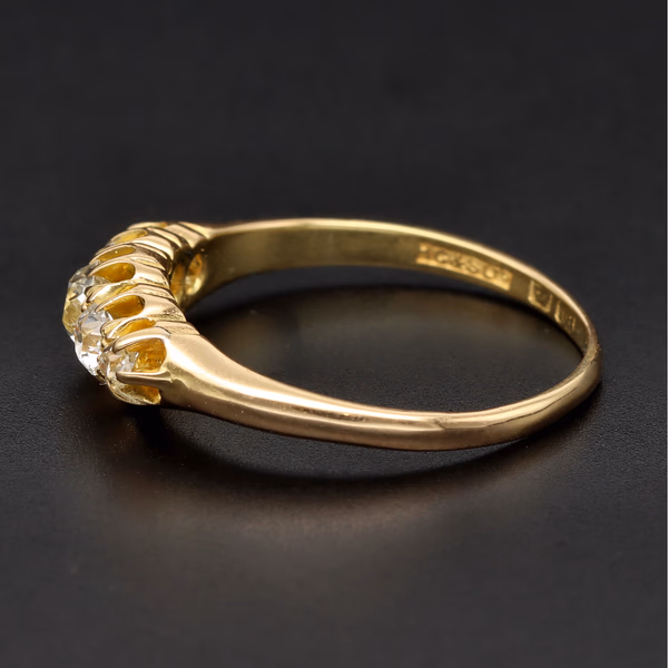 18ct Gold Five Stone Diamond Ring