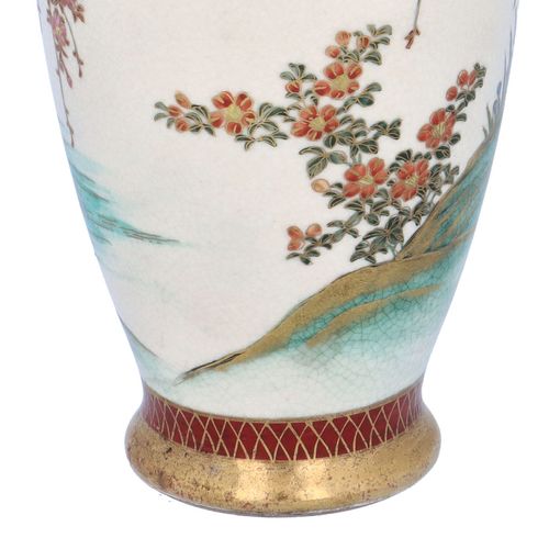 Early 20th Century Satsuma Vase with Polychrome Enamel Decoration image-4
