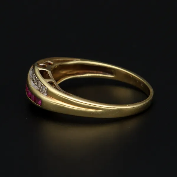 14ct Gold Ruby Diamond Ring