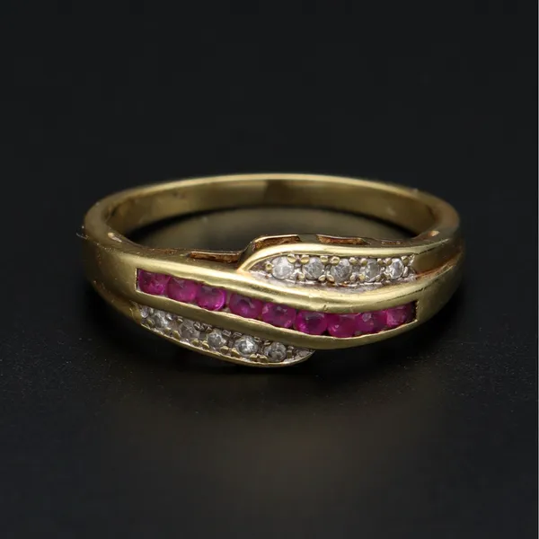 14ct Gold Ruby Diamond Ring