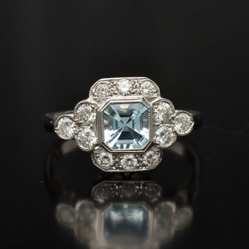 Aquamarine and Diamond Platinum Ring image-2